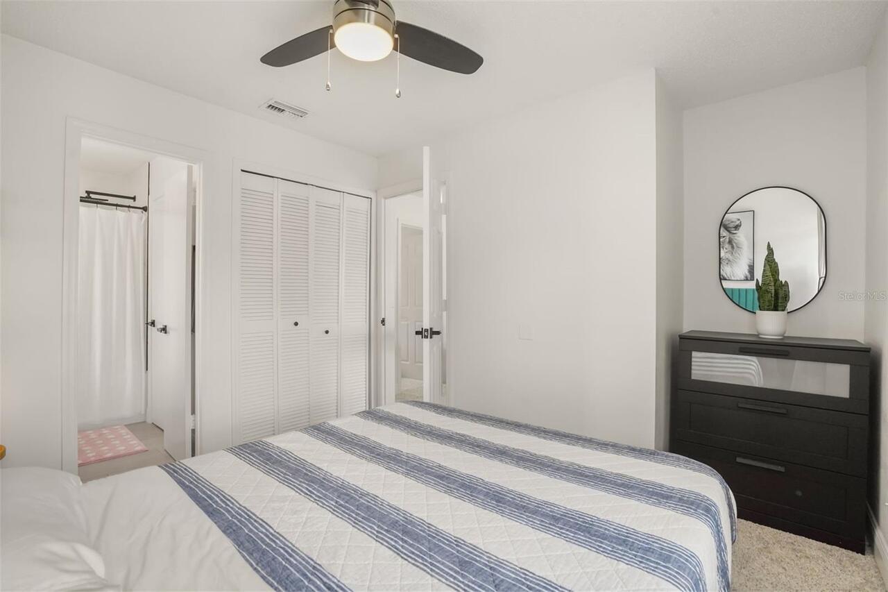 Listing Photo 17
