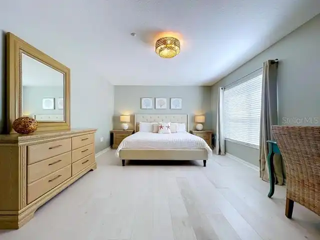 Listing Photo 19