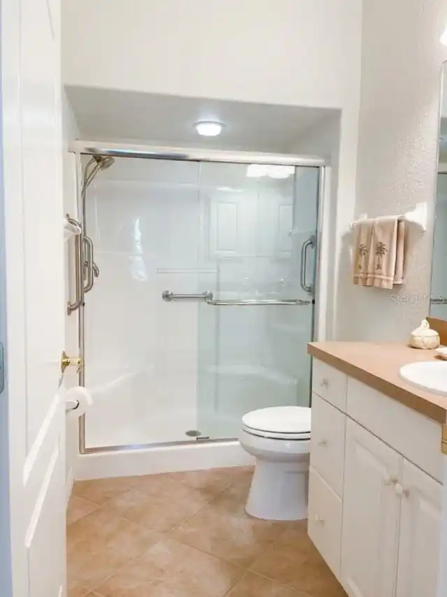 Listing Photo 15