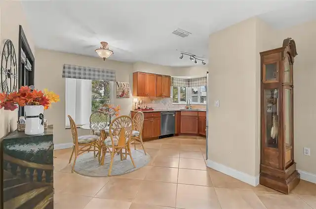 Listing Photo 7