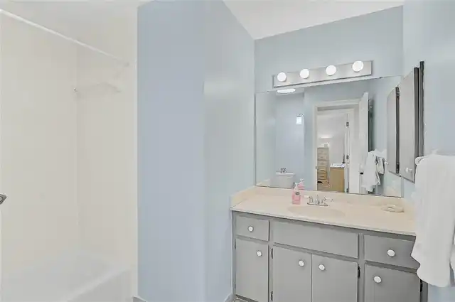 Listing Photo 19