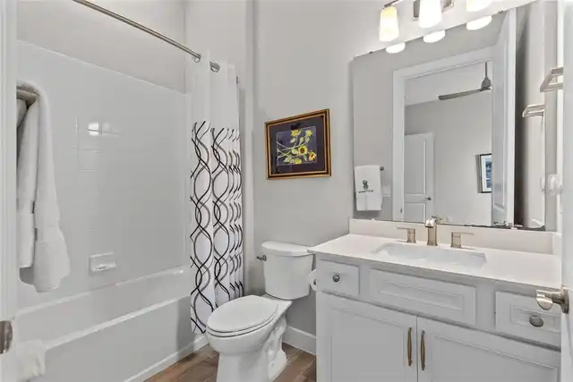 Listing Photo 32
