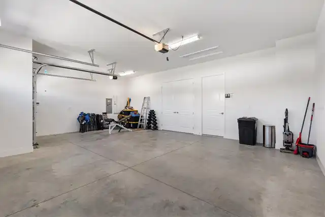Listing Photo 34