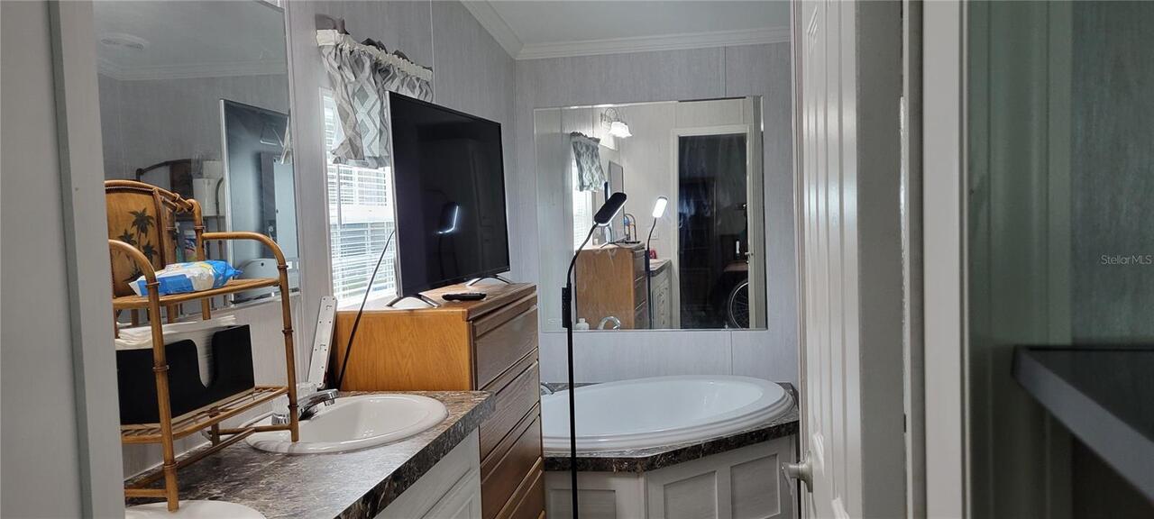 Listing Photo 23