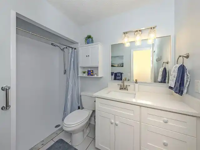 Listing Photo 28