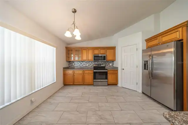 Listing Photo 10