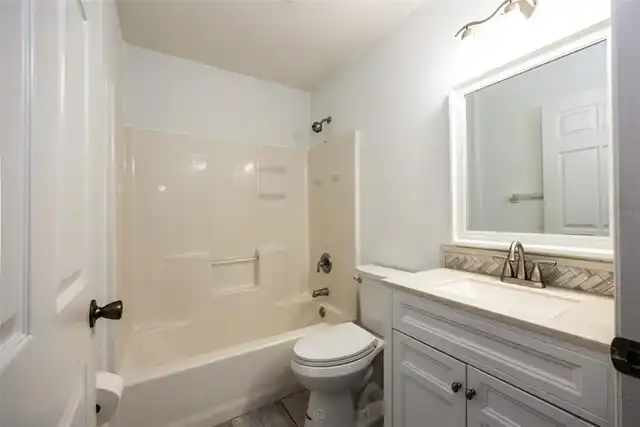 Listing Photo 22