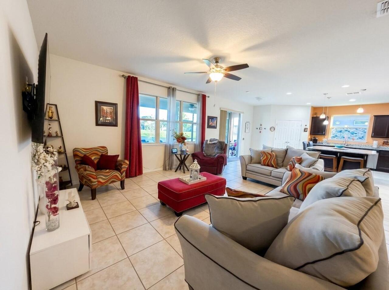 Listing Photo 17
