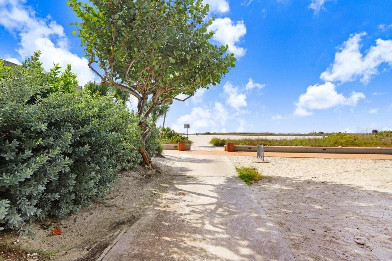 Listing Photo 38