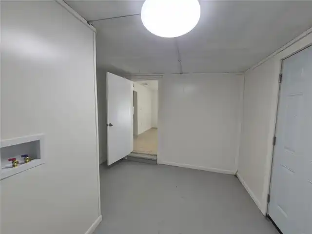 Listing Photo 14
