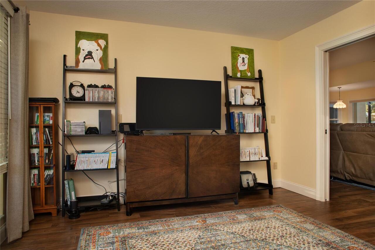 Listing Photo 15