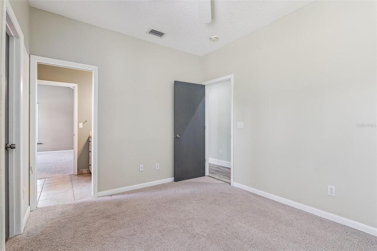 Listing Photo 43