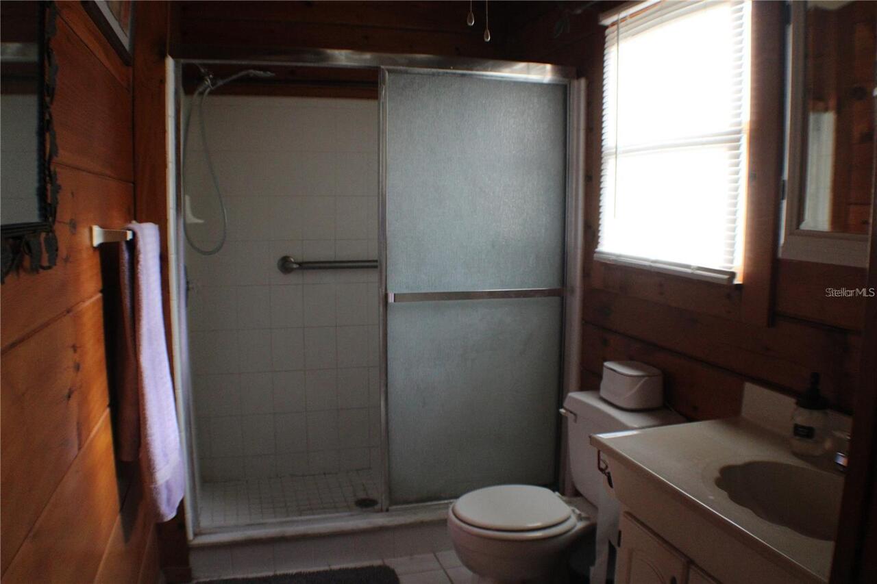 Listing Photo 10