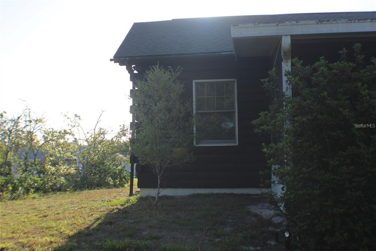 Listing Photo 12