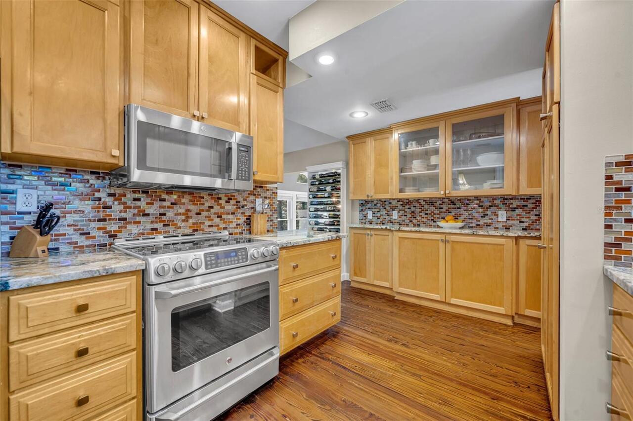 Listing Photo 17