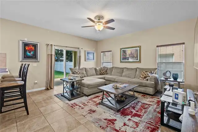Listing Photo 9