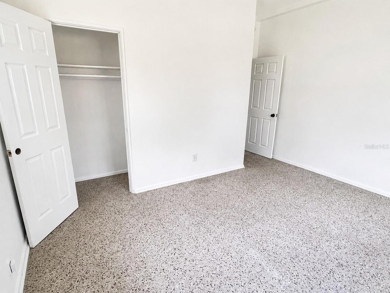 Listing Photo 9