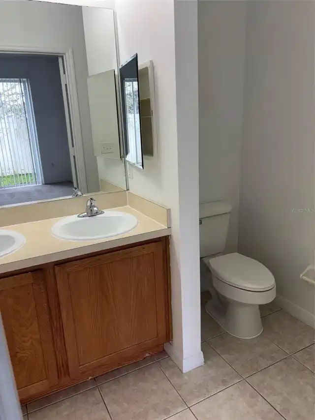 Listing Photo 8