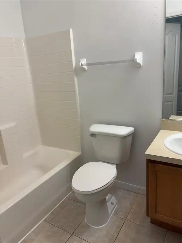 Listing Photo 11