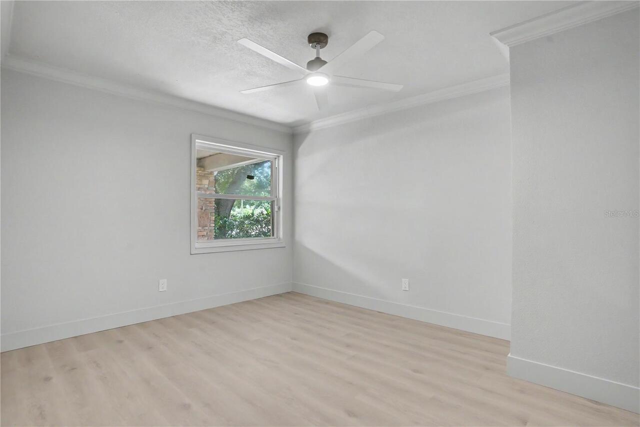 Listing Photo 43