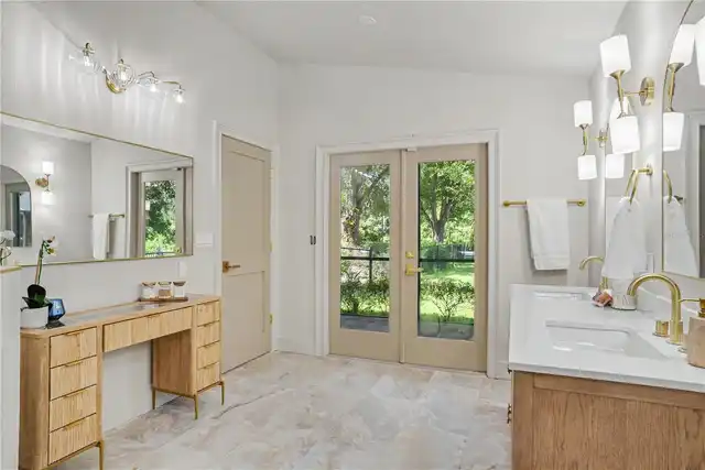 Listing Photo 38