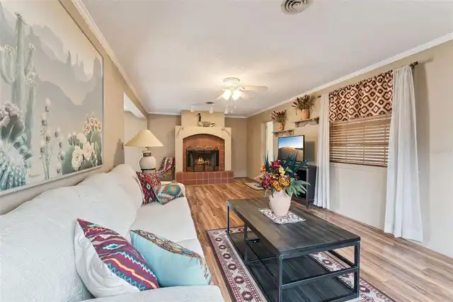 Listing Photo 7