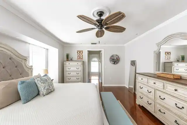 Listing Photo 23