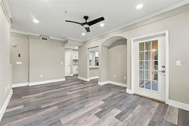 Listing Photo 17
