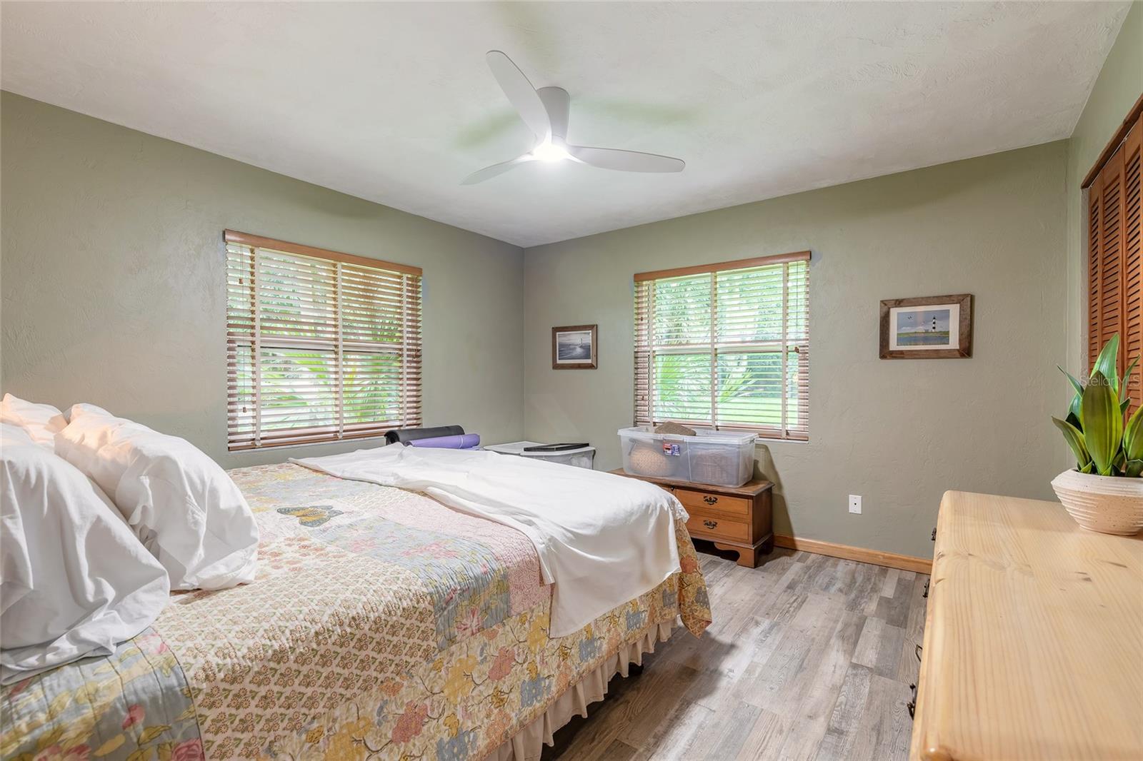 Listing Photo 20