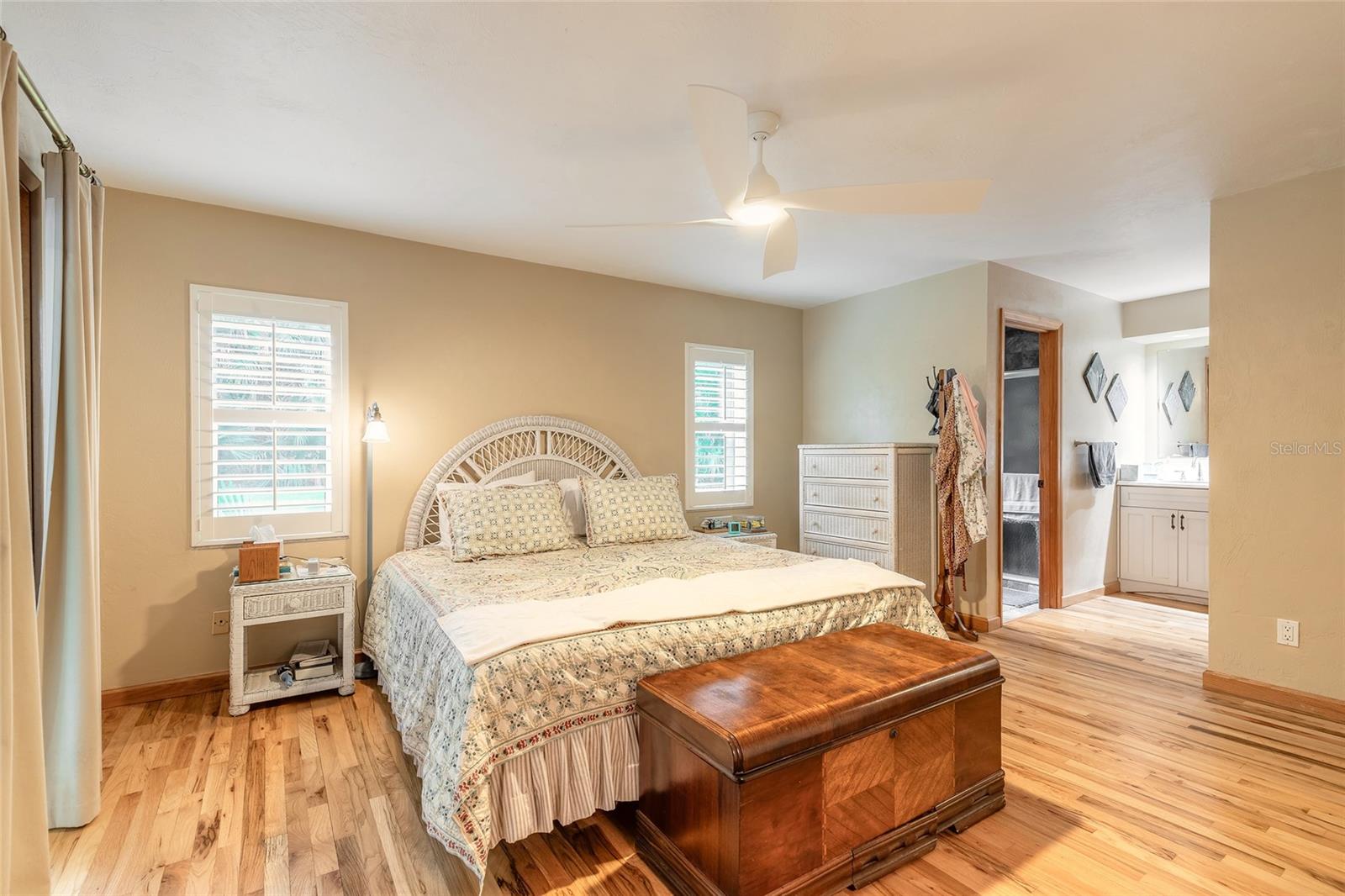 Listing Photo 25
