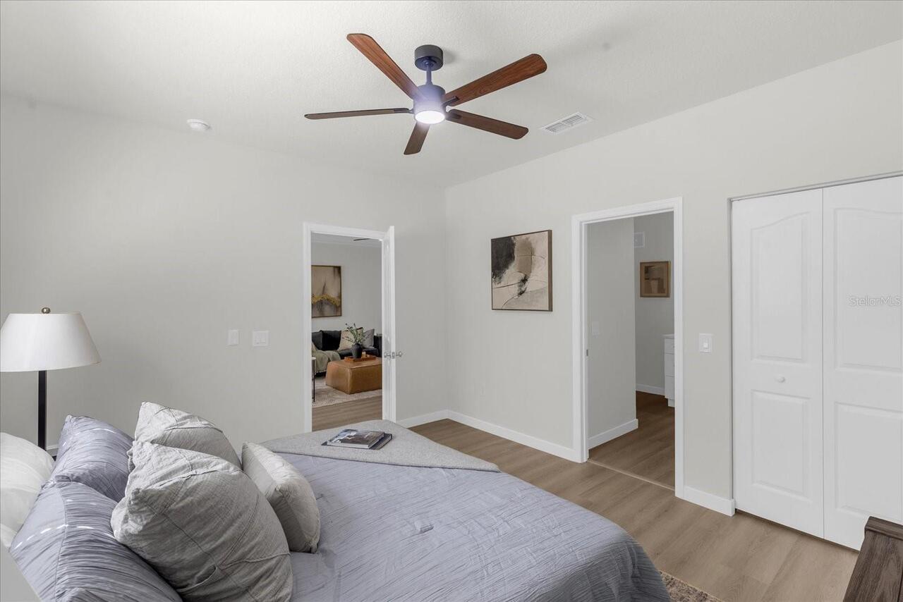 Listing Photo 10