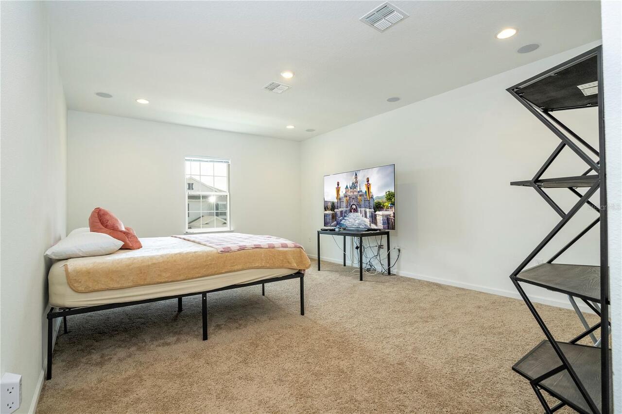 Listing Photo 35