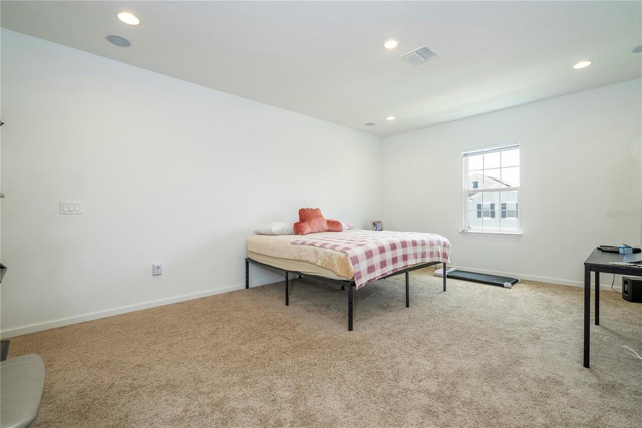 Listing Photo 34