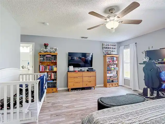 Listing Photo 13