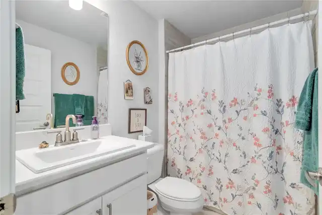 Listing Photo 43