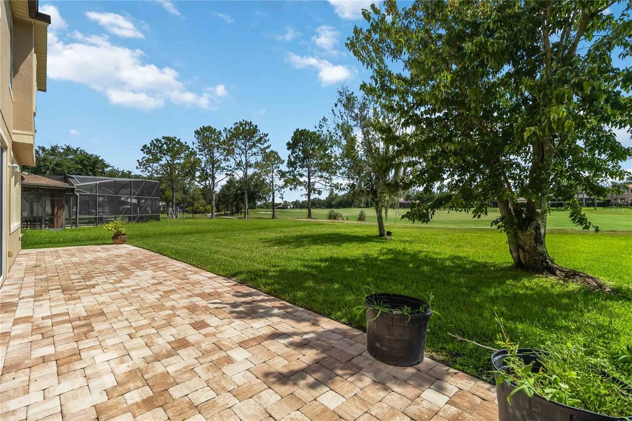 Listing Photo 10