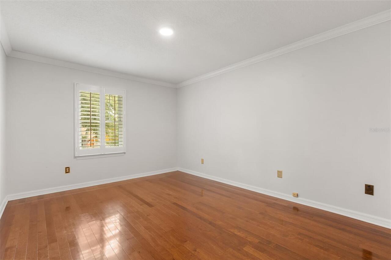 Listing Photo 25