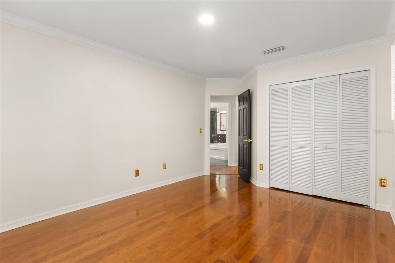 Listing Photo 28