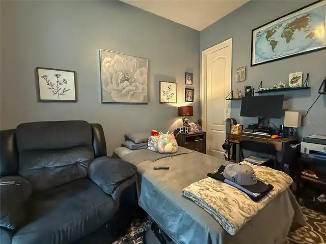 Listing Photo 17