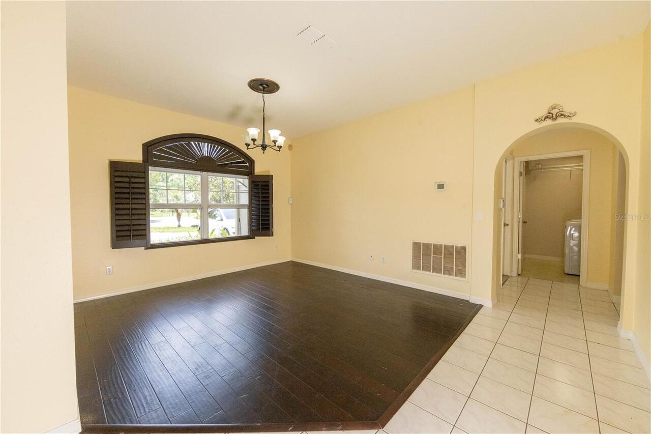 Listing Photo 8