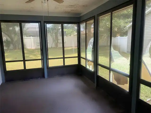 Listing Photo 12