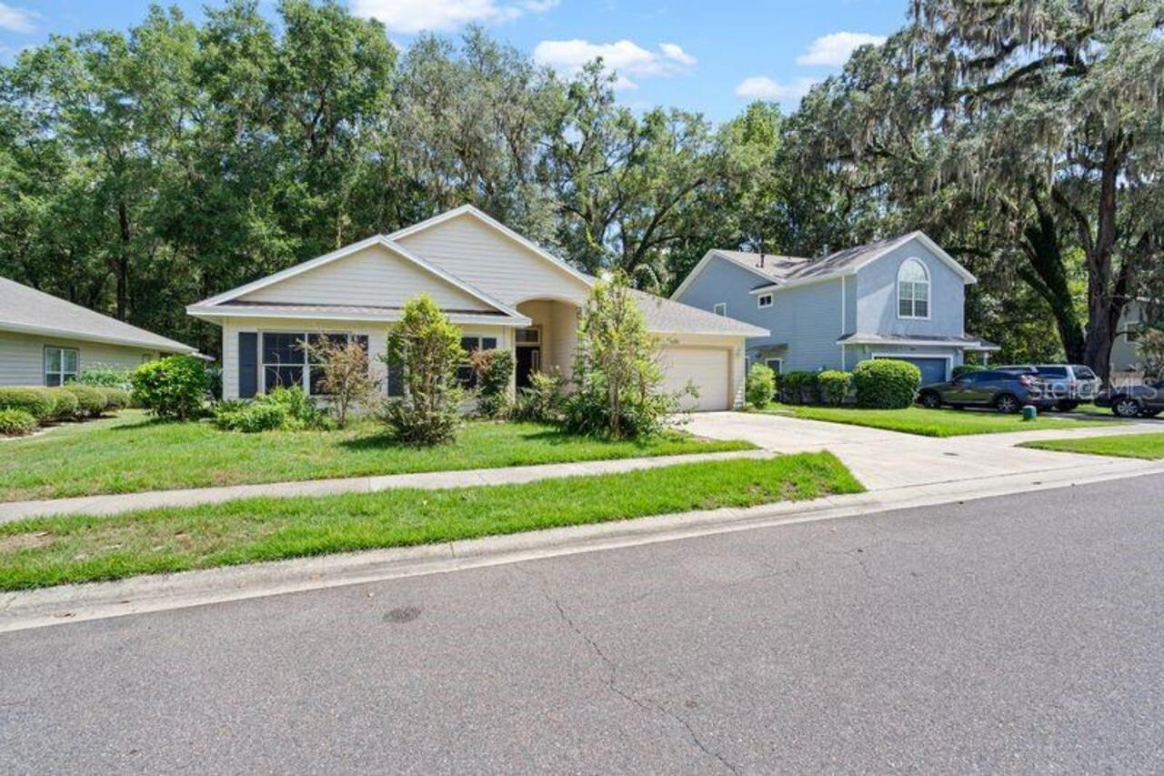 Listing Photo 1