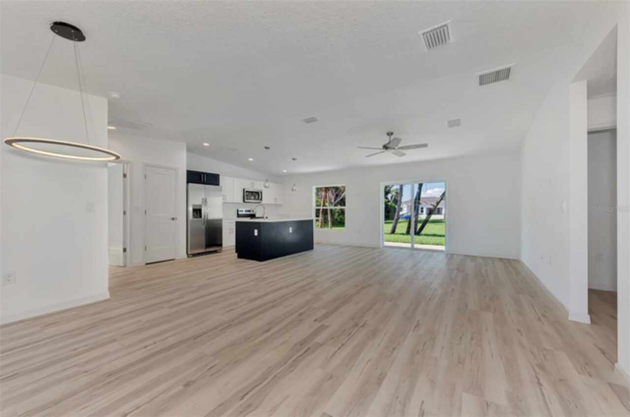 Listing Photo 38