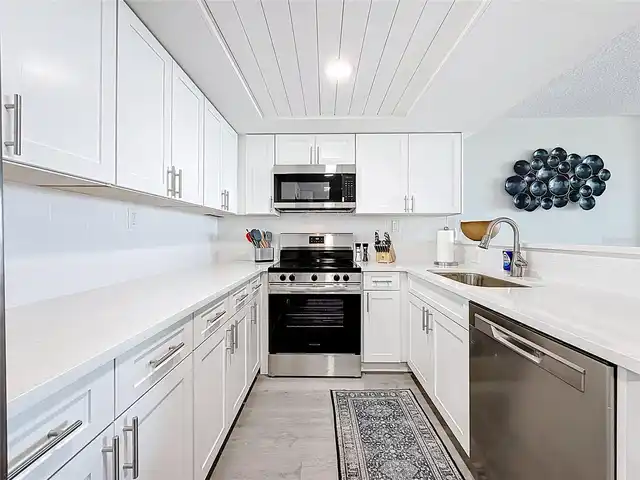 Listing Photo 19