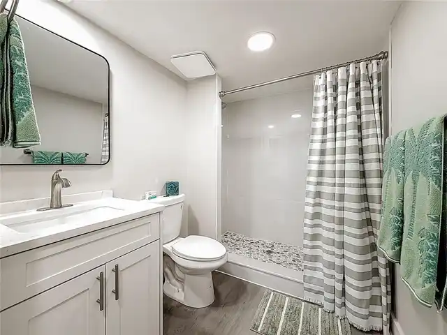 Listing Photo 54