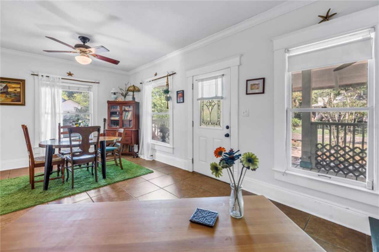 Listing Photo 11