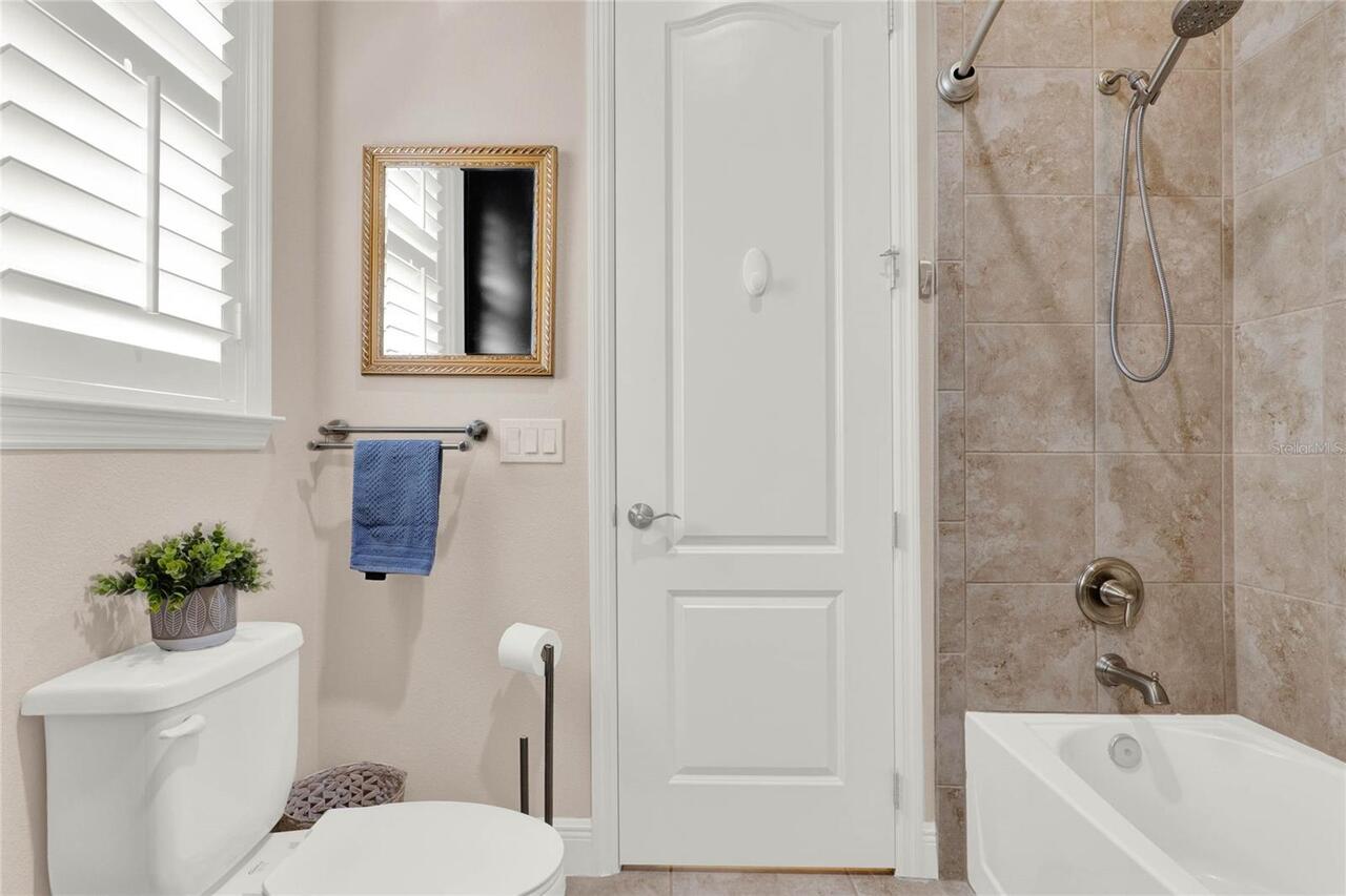 Listing Photo 24