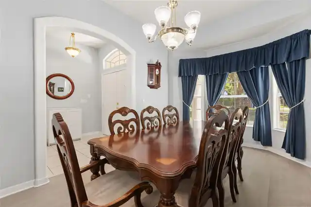 Listing Photo 9