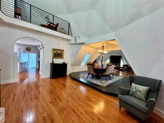 Listing Photo 6