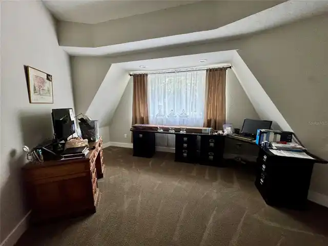 Listing Photo 22